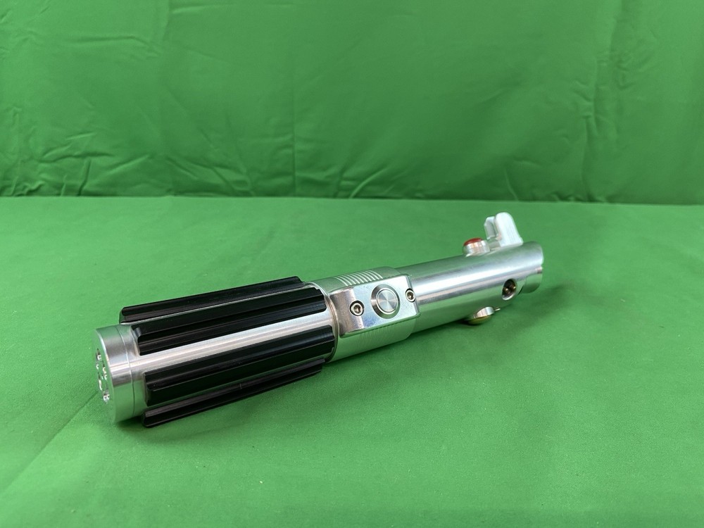 Graflex Replica Lightsaber
