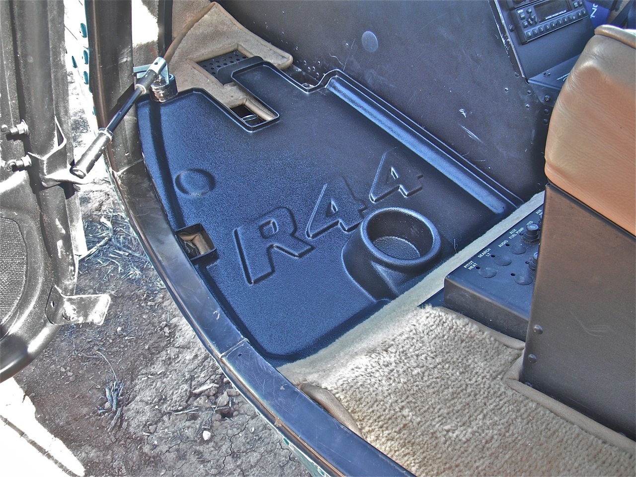 Robinson R44 Helicopter floor liners mats trays with cup holders Rubber TPR part