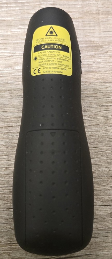 Logitech R400 Laser Presentation Remote Control Black. Used in great condition