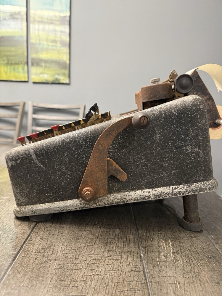 Mechanical calculator 1930Vintage Burroughs Class 5 Adding Machine    