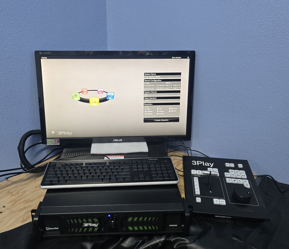 NewTek 3Play 3PXD425 with Control Surface Unit (INV02-BINZ001B)