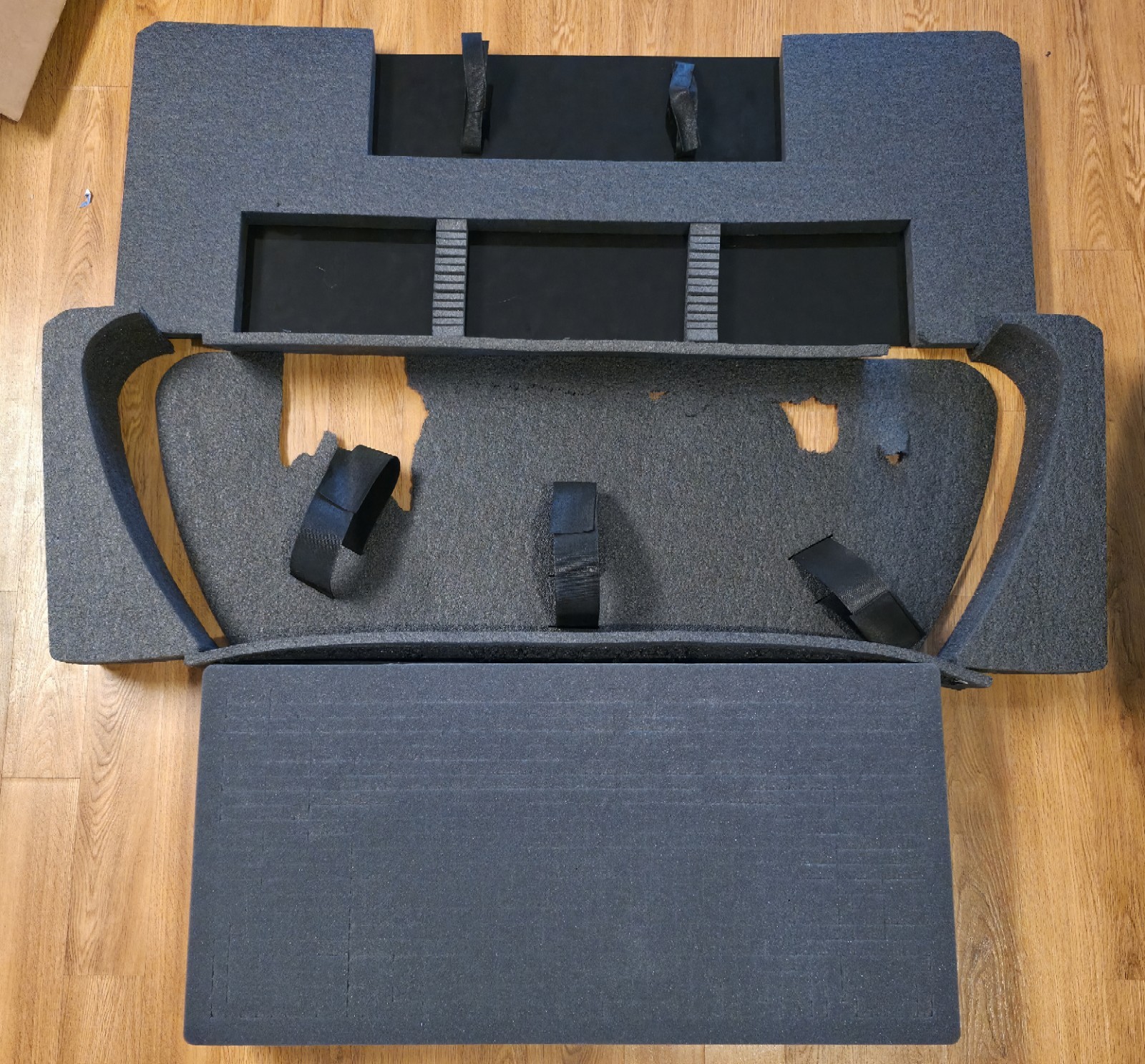 Pelican  Vault 730 Bow Case Foam Arrow  Inserts Plus Pick And Pluck Foam Used