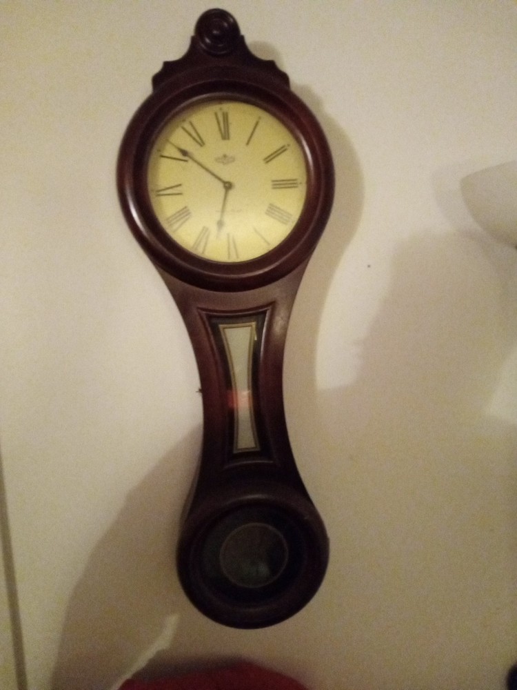 Westminster Whittington Figure 8 Wall Clock