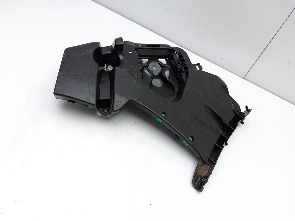 REAR RIGHT BUMPER BRACKET MOUNT SUPPORT 31395104 VOLVO V40 2016