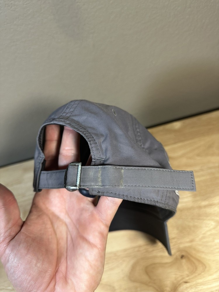 Titleist Gray Golf Hat Adjustable Strapback Embroidered White Golfer