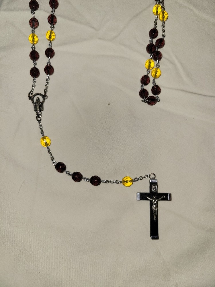 LSU Catholic Rosary (Purple and Gold Beads)