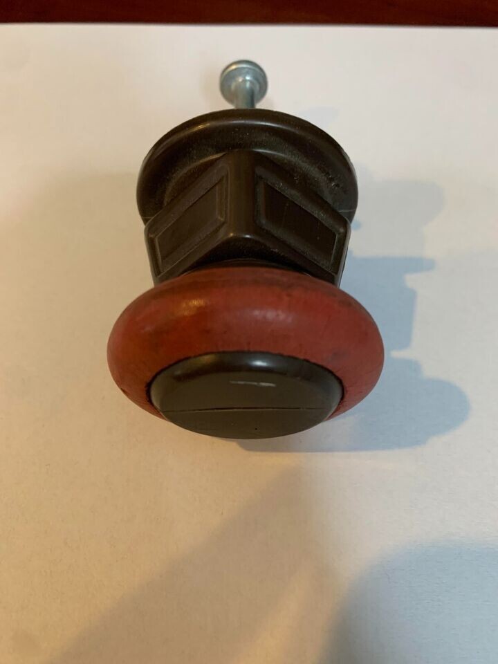 Plastic Brown Bumper Pool Post With Red Rubber - Bumper Pool Post