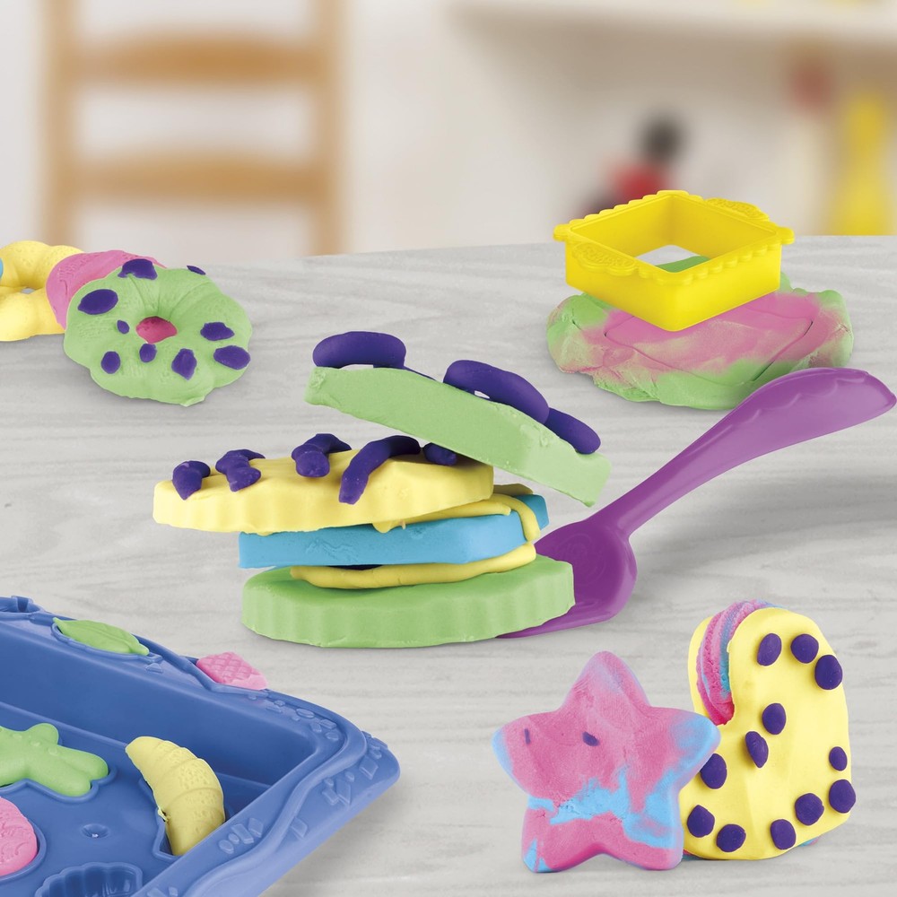 Play-Doh Kitchen Creations Cookie Playset, Standard, Multicolor