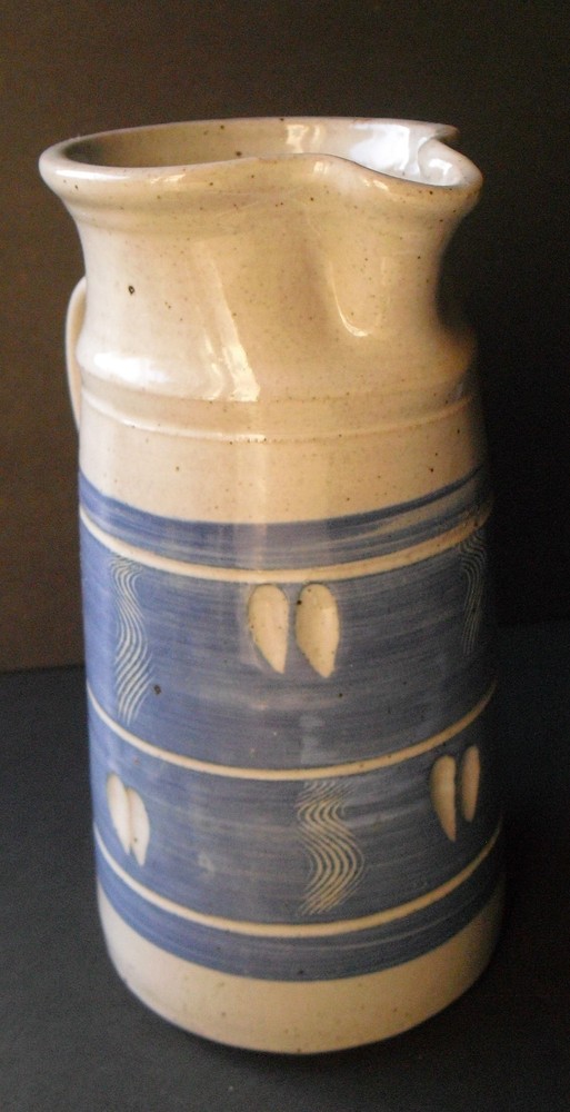 BEAUTIFUL ART POTTERY STUDIO 9" CERAMIC PITCHER In Perfect Condition