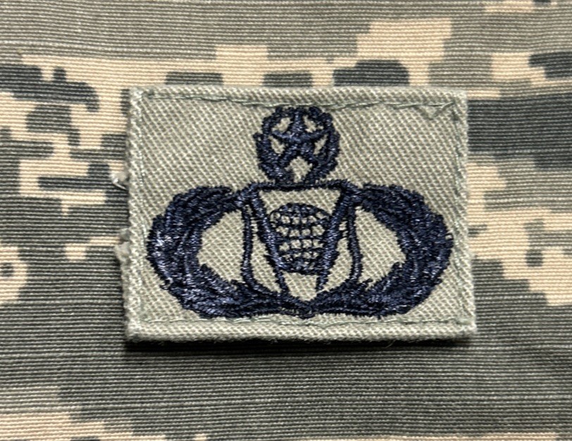 US Air Force Master Command & Control Badge ABU Sew-On USAF