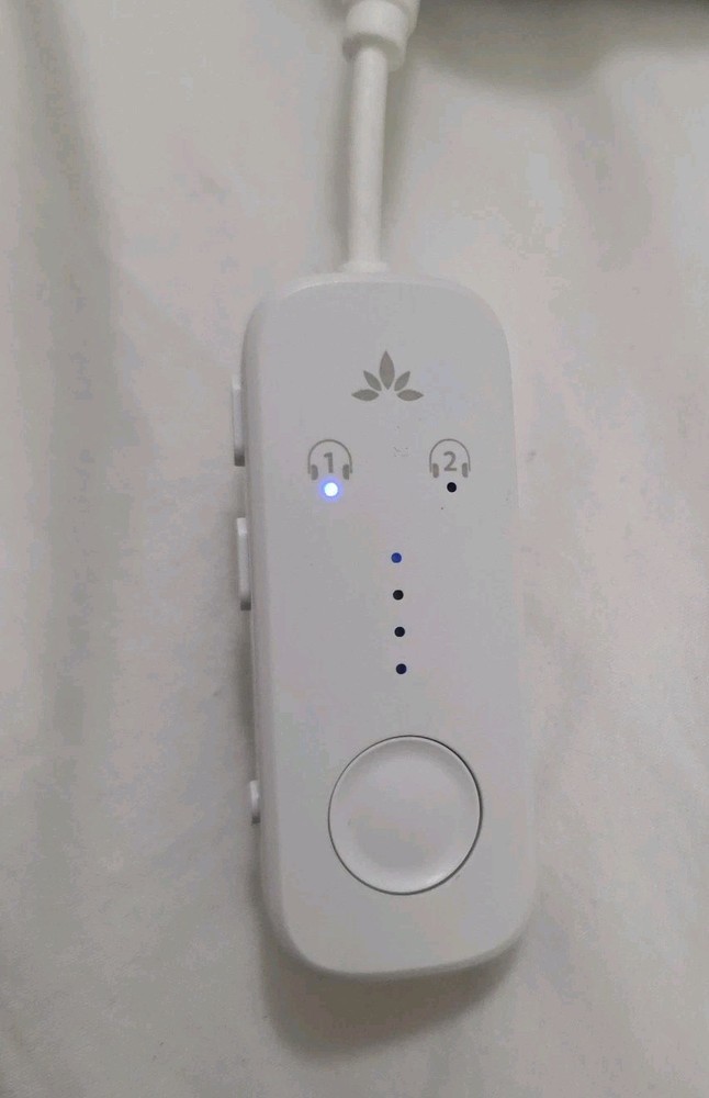 Avantree Relay Bluetooth 5.3 Airplane Adapter aptX Adaptive Low Latency - White