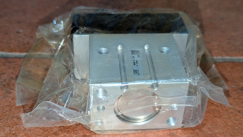 SMC MHK2-25D Parallel Gripper New & Sealed