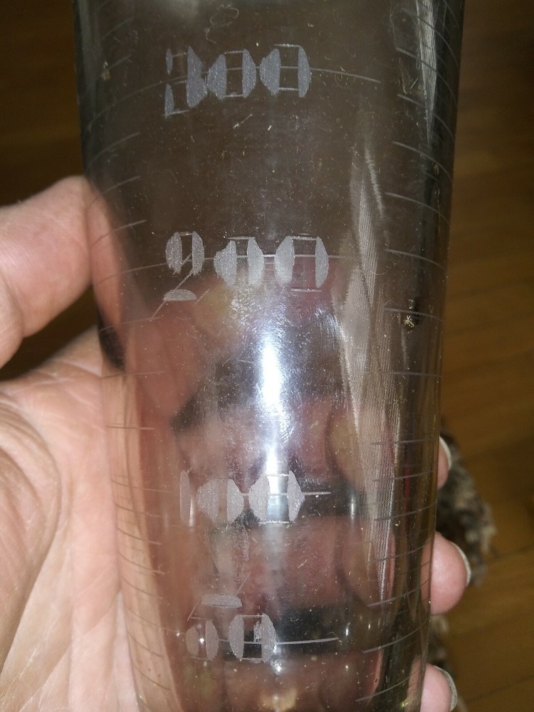 500 ml Graduated Cylinder. NOS