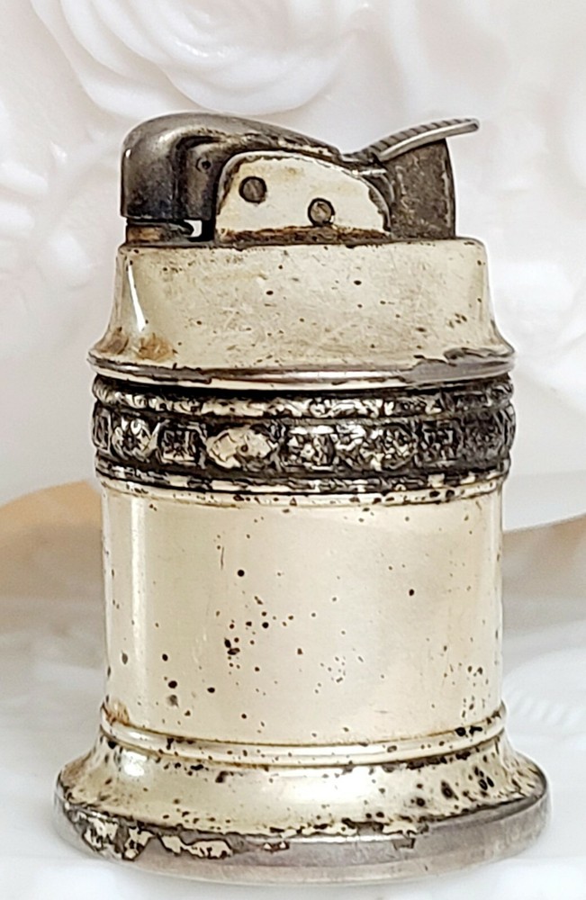 ANTIQUE EVANS CIGARETTE TABLE LIGHTER