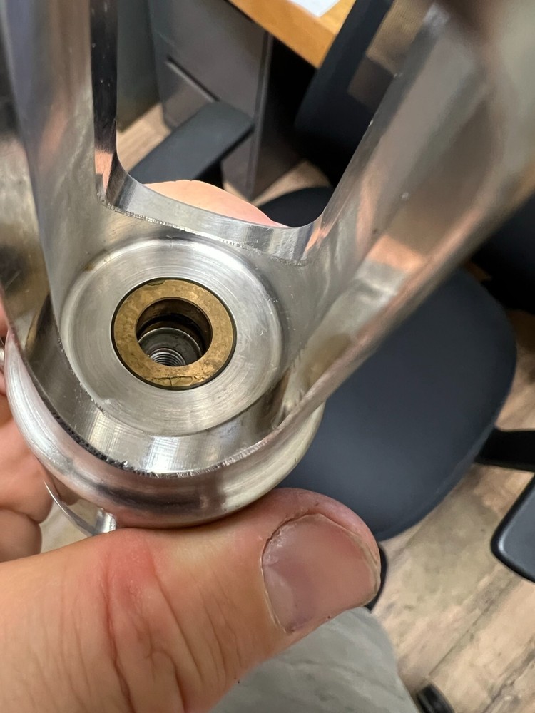 HiBar Systems Metering Micro Precision Dispensing Valve