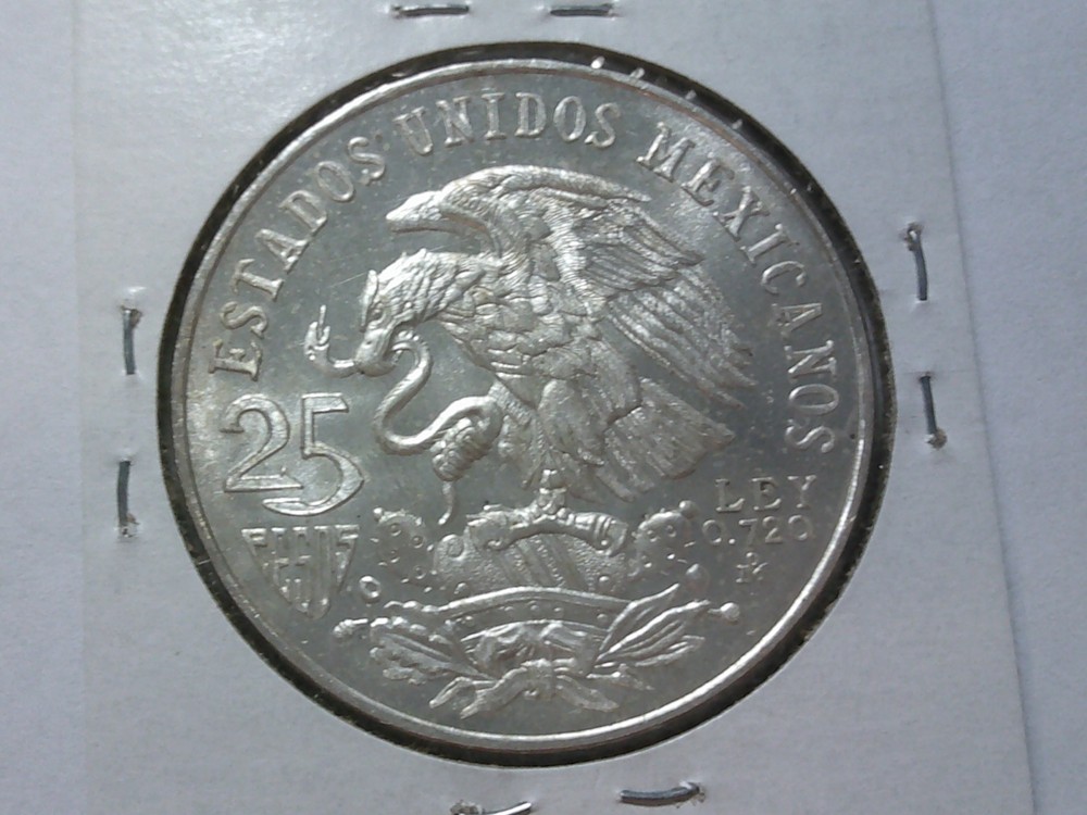 1968 MExico 25 pesos ****BLAST WHITE****