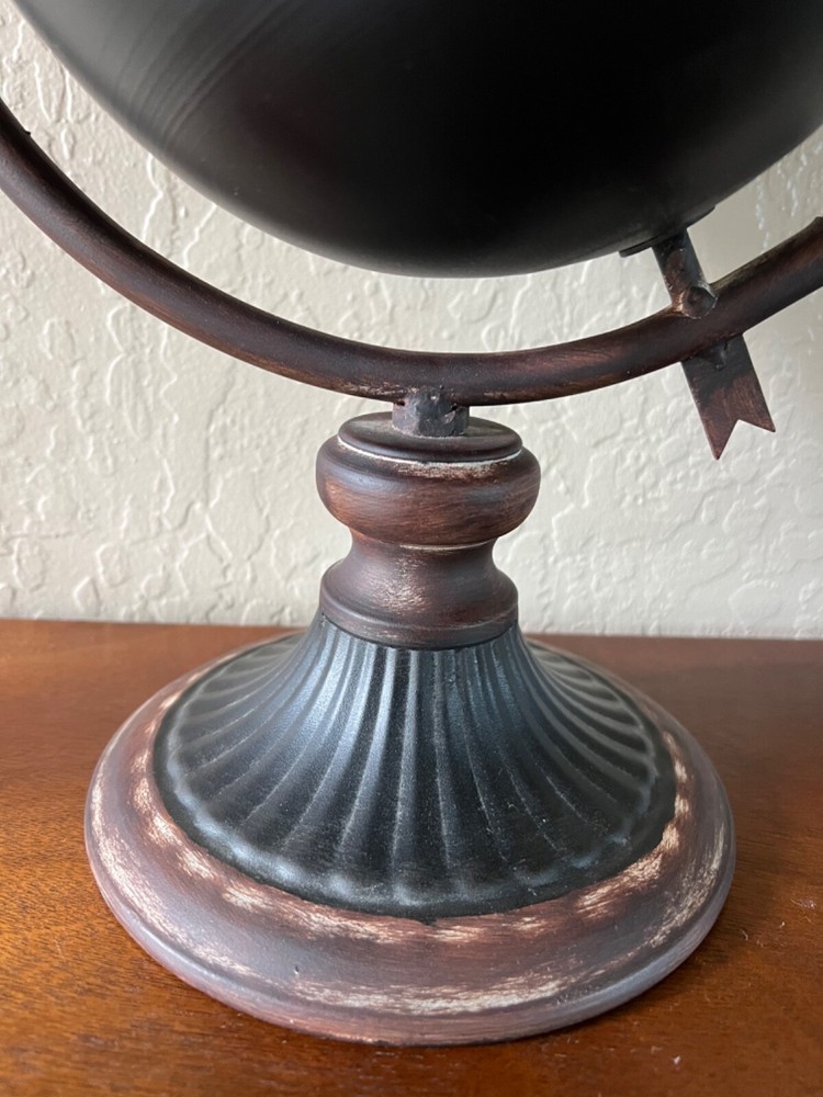 Decorative Metal Globe/ Plastic and Metal