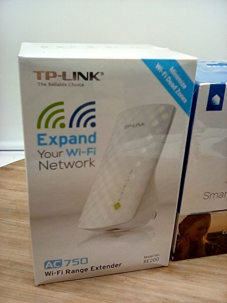 TP-Link HS100 Wi-Fi Smart Plug & Extender New Sealed