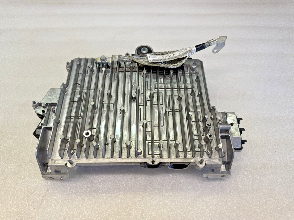 17-20 Model 3 Front Electrical Control Module System Unit w/ Cable 1112485-00-A