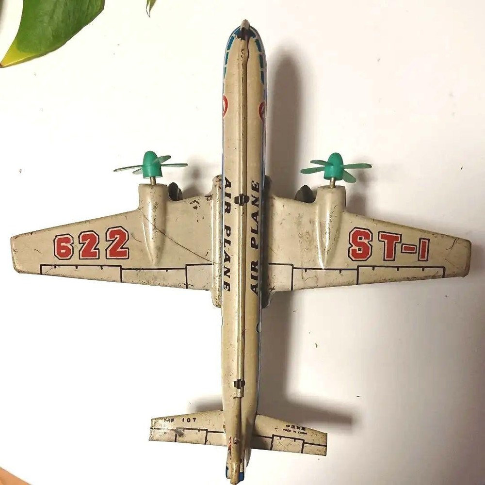 [Retro] 4 tin toys