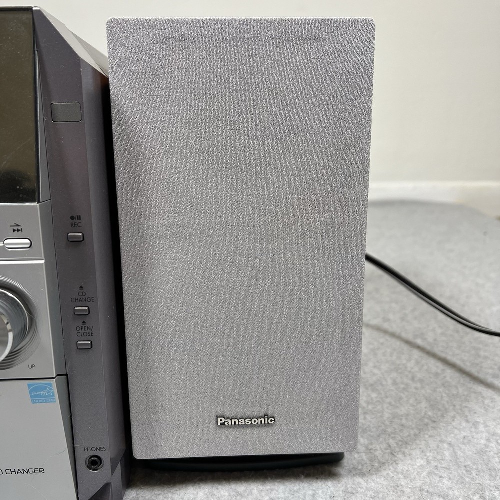 Panasonic SA-PM19 CD Stereo System 5 Disc Changer Cassette MP3 Fully Functional