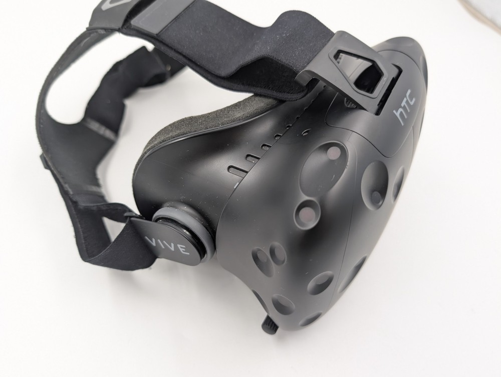 HTC Vive Virtual Reality Replacement Headset Only (260088)