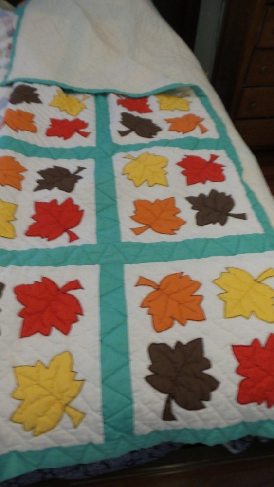 Fall Autumn QUILT Handmade Patchwork LEAFS 74 x 86" CLEAN BEAUTIFUL