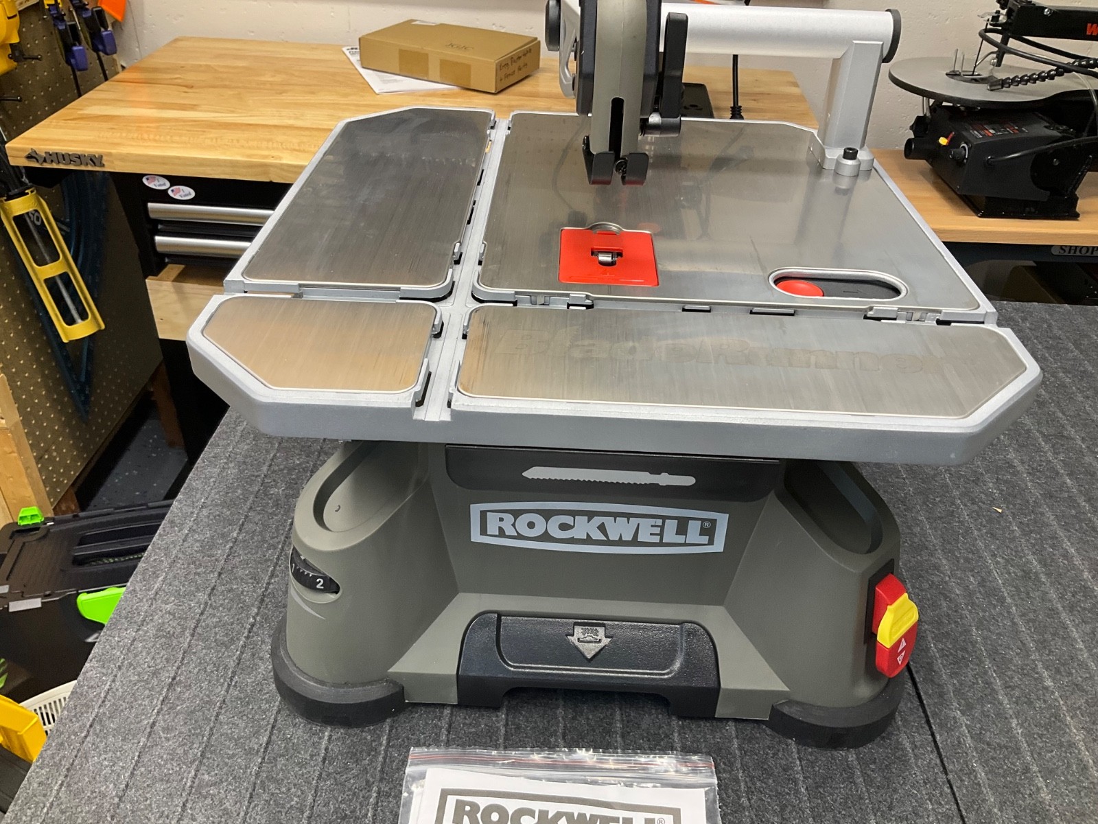 Rockwell BladeRunner RK7320 Tabletop | Portable Multi-Purpose Jigsaw w extras!