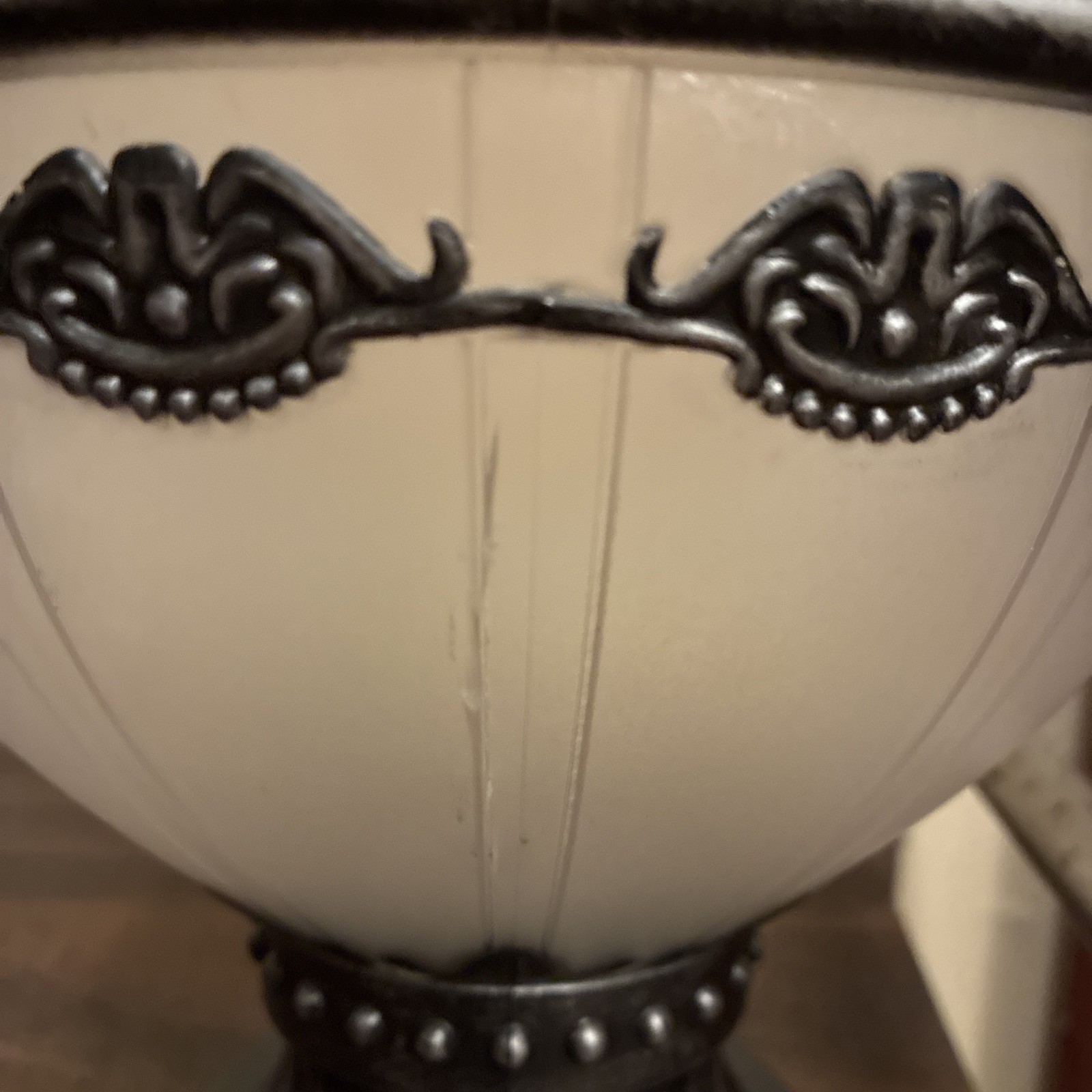 Gemmy Halloween Light Up Goth Pedestal Candy Bowl Red Flame Look Spooky!