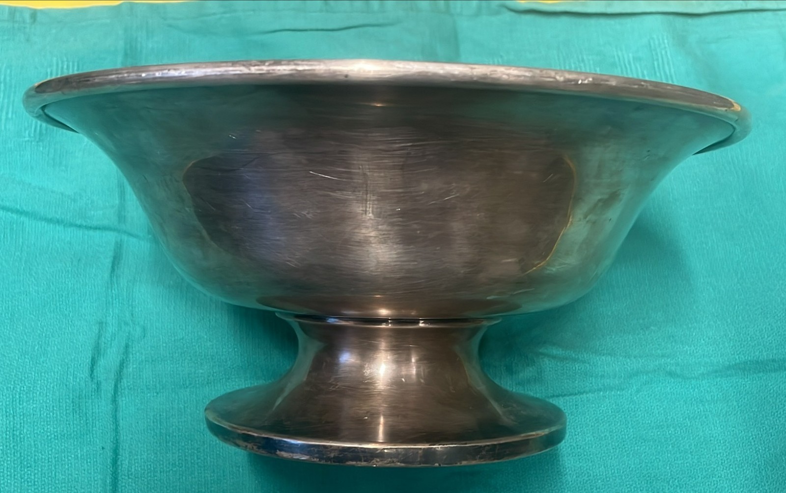 10.5 X 4 in electro-plated Silver Bowl Quinn & McHugh Company (Q.M. Co.) 0893