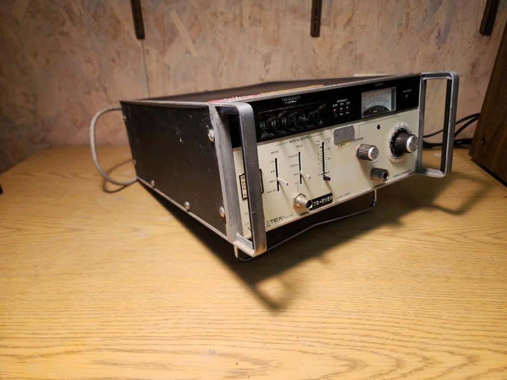 WAVETEK 3000 SIGNAL GENERATOR, Untested for repair