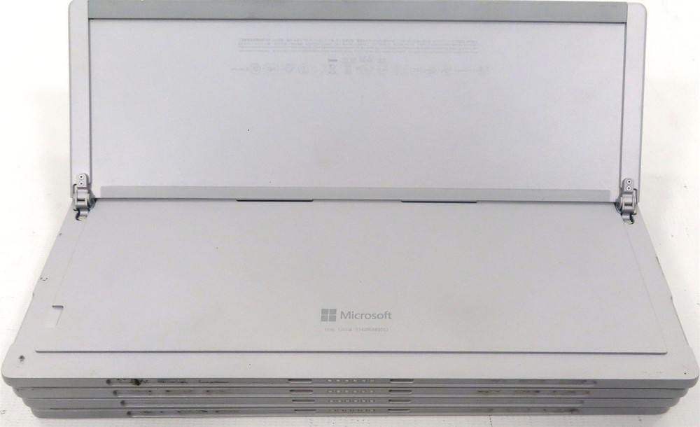Lot 4 Microsoft Surface 5 1796 128GB