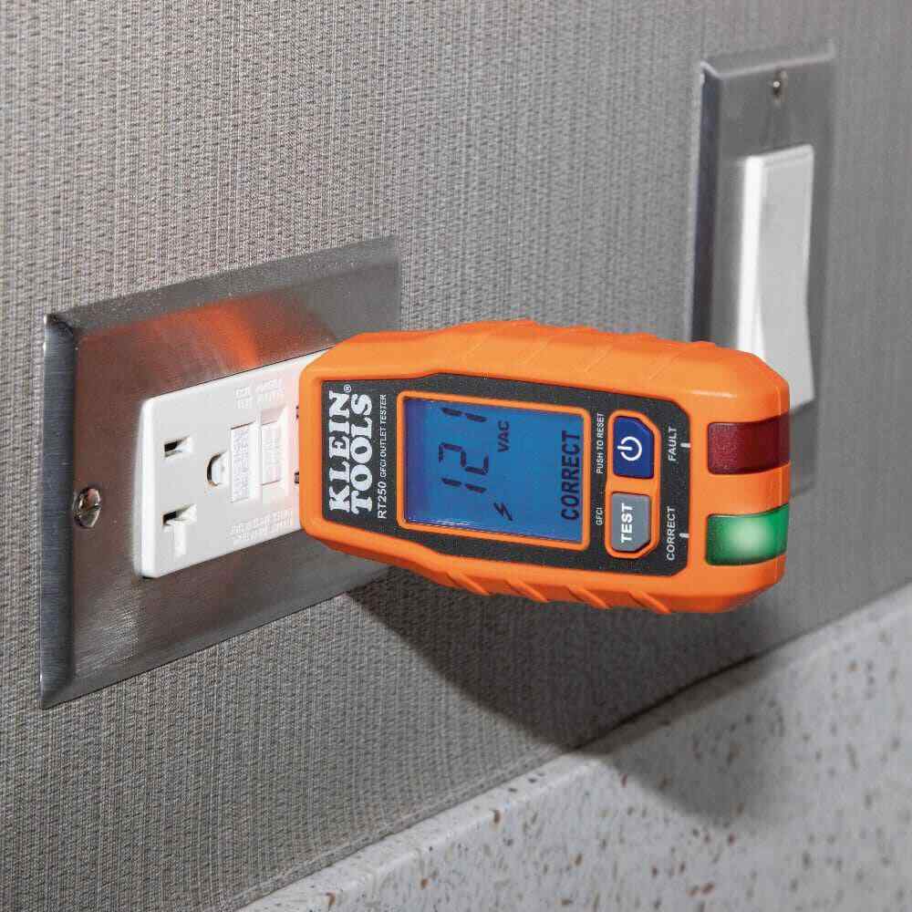 GFCI Electrical Outlet Tester with LCD