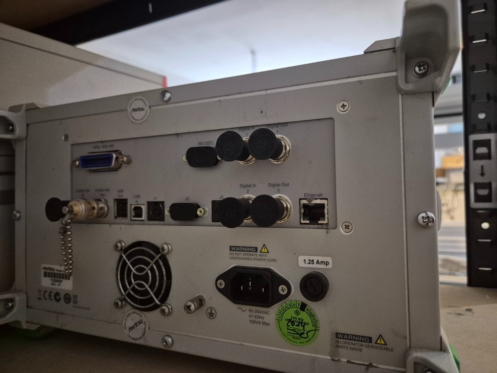 Anritsu_MT8860C: WLAN Test Set