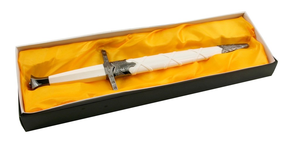 15 in Dagger