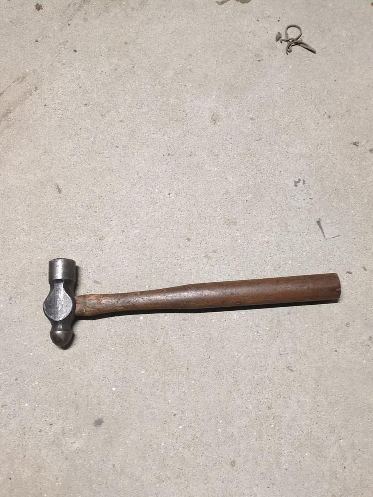 PLUMB BALL PEEN Hammer 24 Oz.