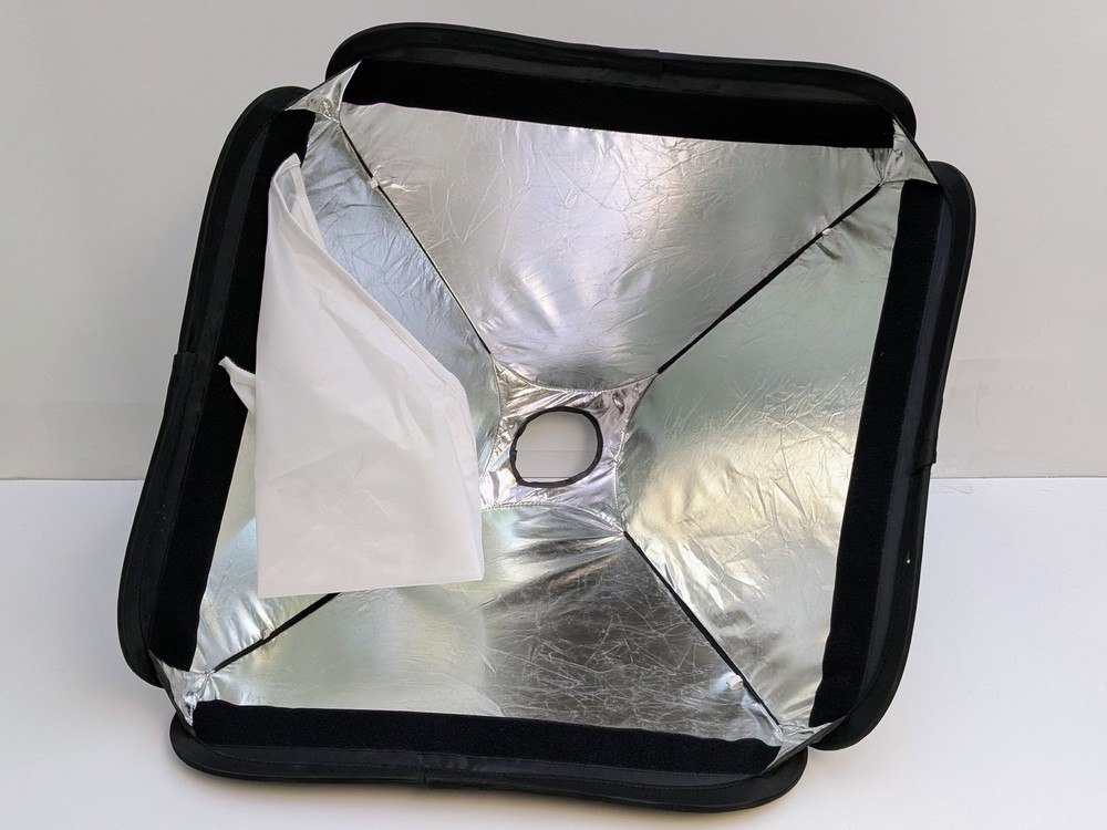 Neewer 24"x24" Square Softbox w/ Diffuser Cover Studio Lighting