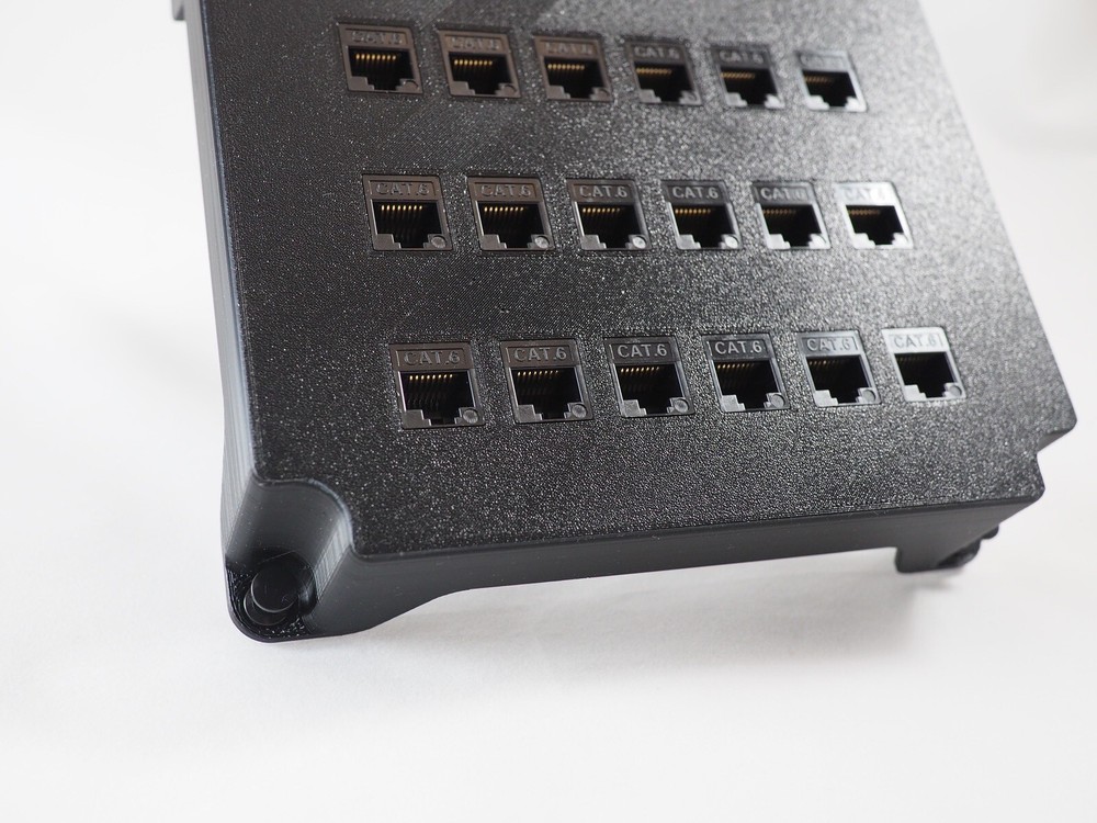 Patch Panel, 24-Port, Cat6 Keystone Jacks for Leviton Structured Media Center