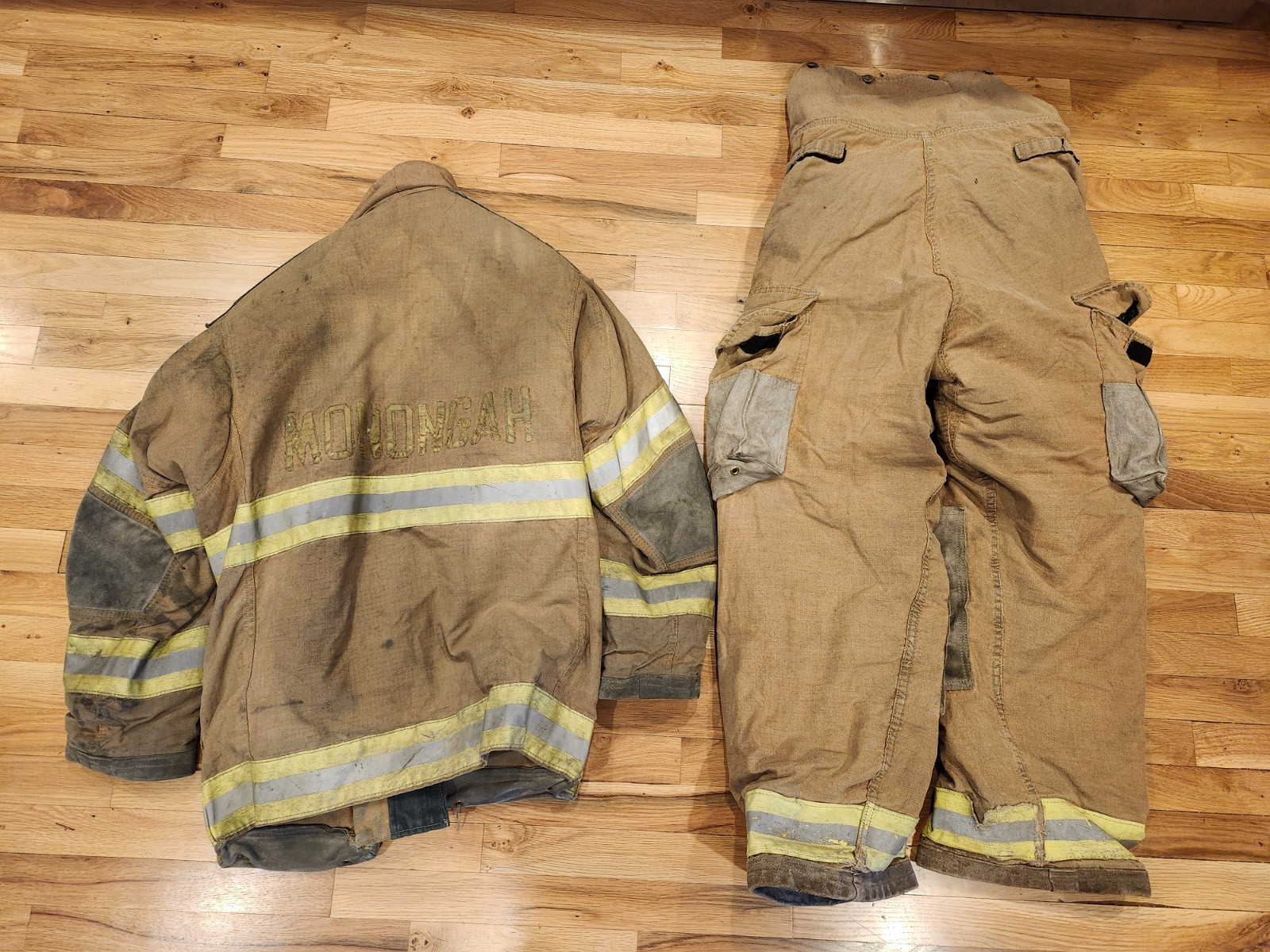 Tan PBI Turnout Gear 44 Coat 38 Pants,