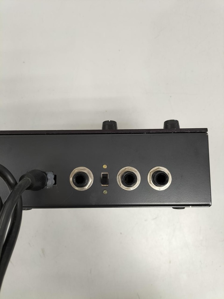 ACOUSTIC J-BOX bass prelifier