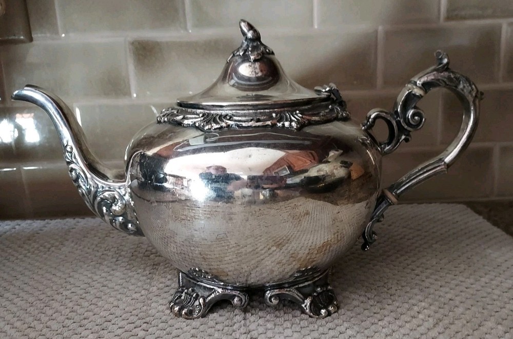 Sheffield 8" Silverplate On Copper Fat Coffee Tea Pitcher Ewer Hinge Lid Acorn