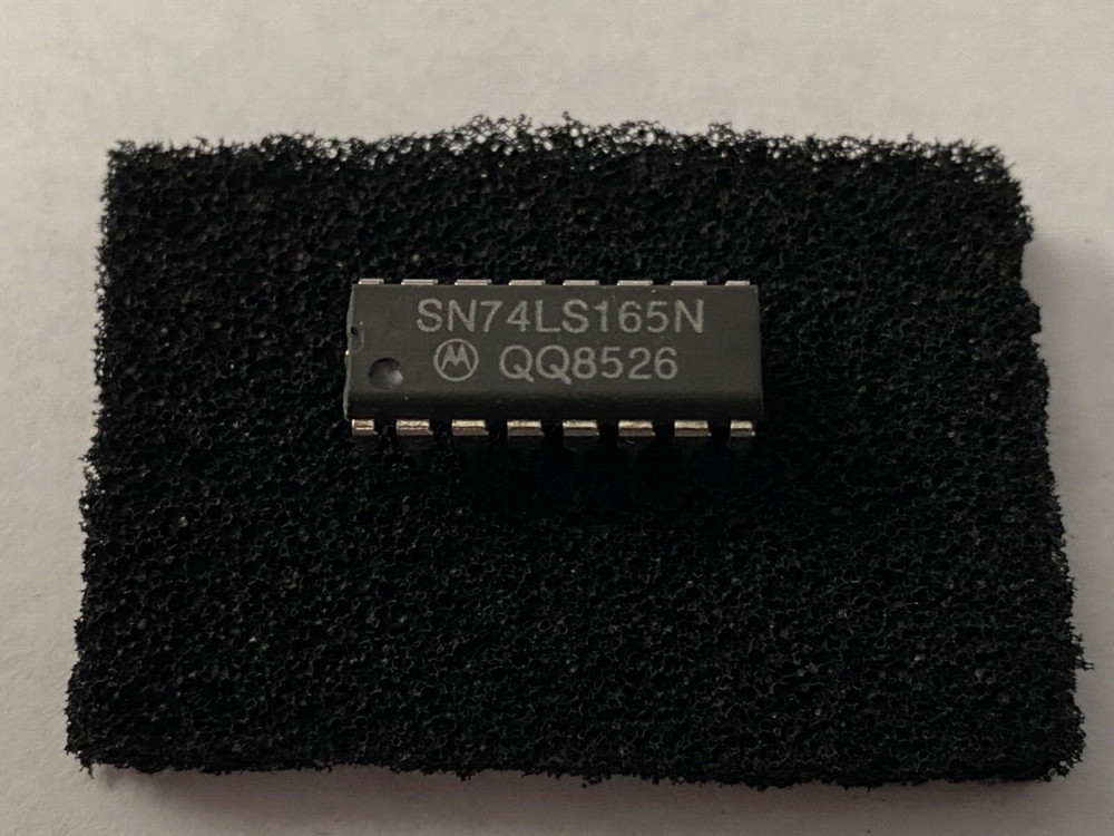 Motorola SN74LS165N parallel-load 8-bit shift registers Integrated Circuit