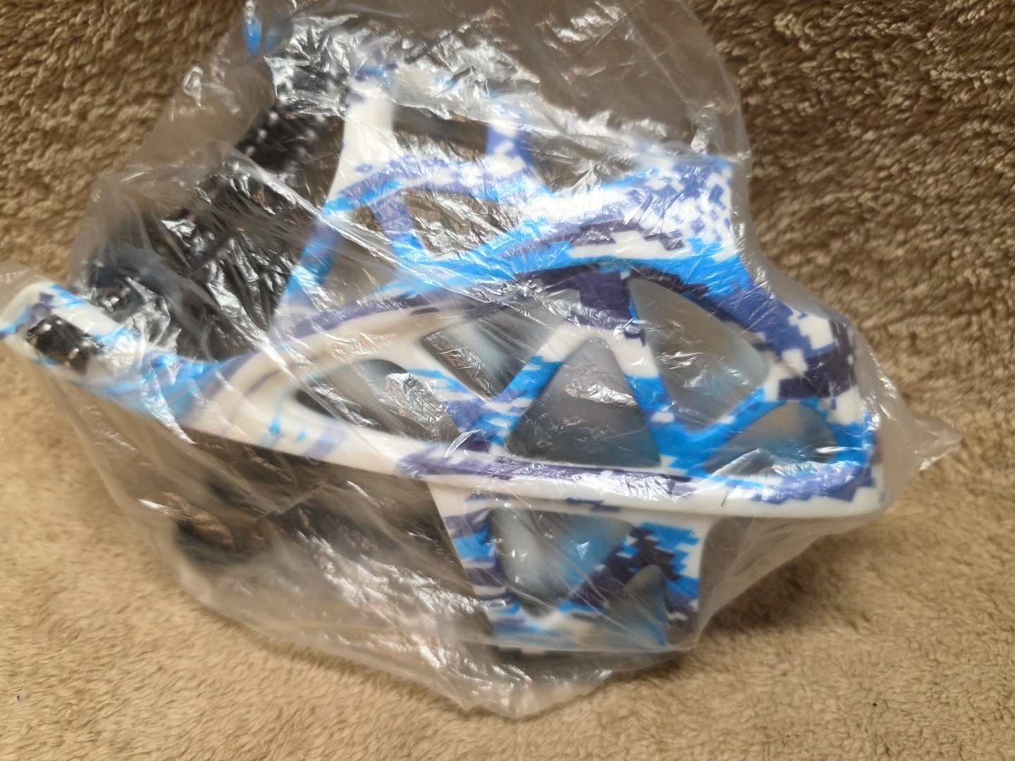 Dog Muzzle for Large Dogs, Allows Panting and Drinking, Breathable, Adjustable