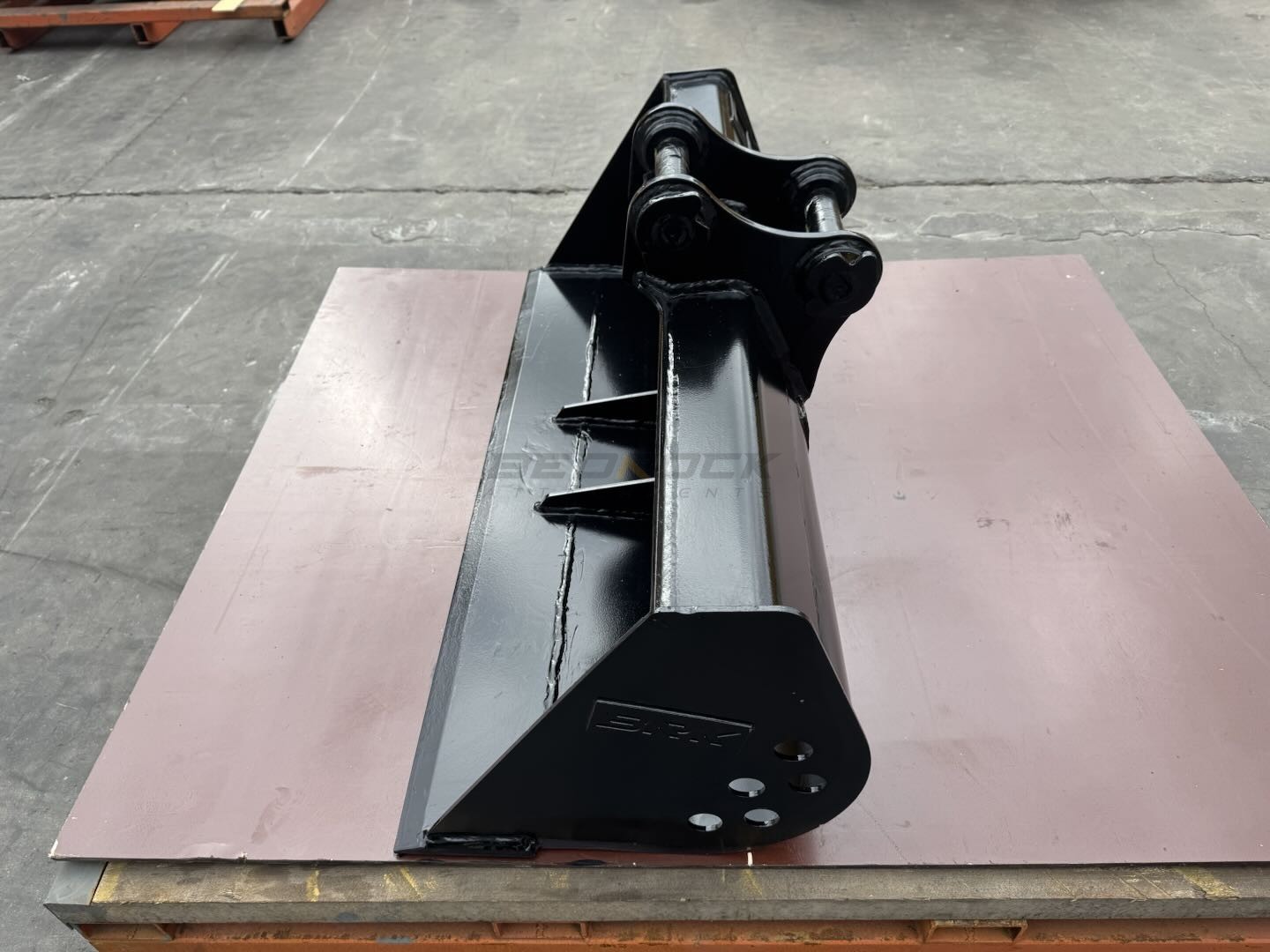 47” Excavator Cleaning Bucket fits CAT 303.5C/D/E 303C/E 304D/E Excavator