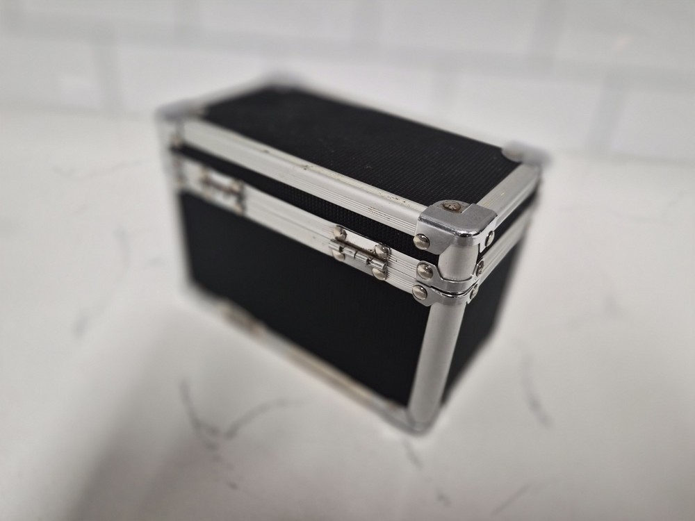 Vaults Locking Black 3x5 Card Box No Key