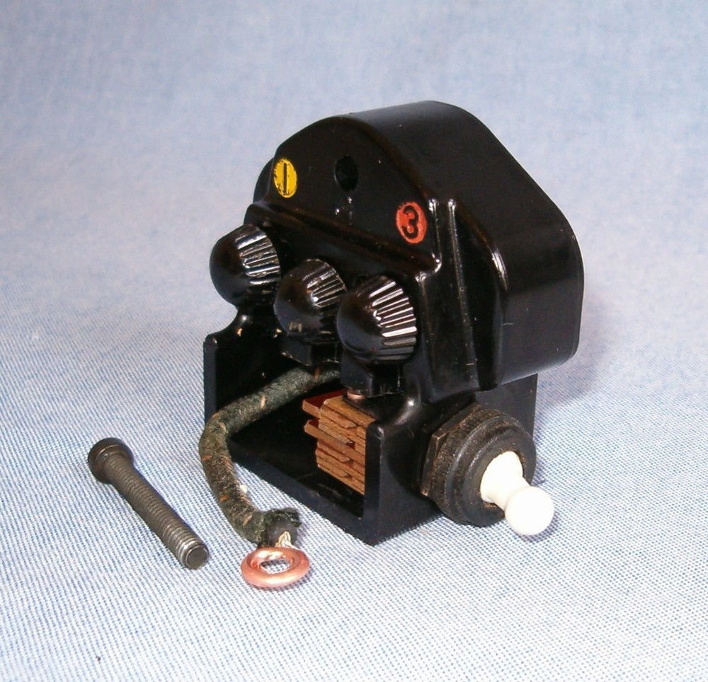 Original Singer 201-2 Sewing Machine Power Terminal Block Plug & Light Switch