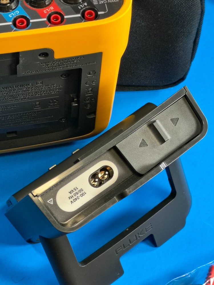 Fluke 1730 Three 3 Phase Power Quality Energy Logger Analyzer Pristine!