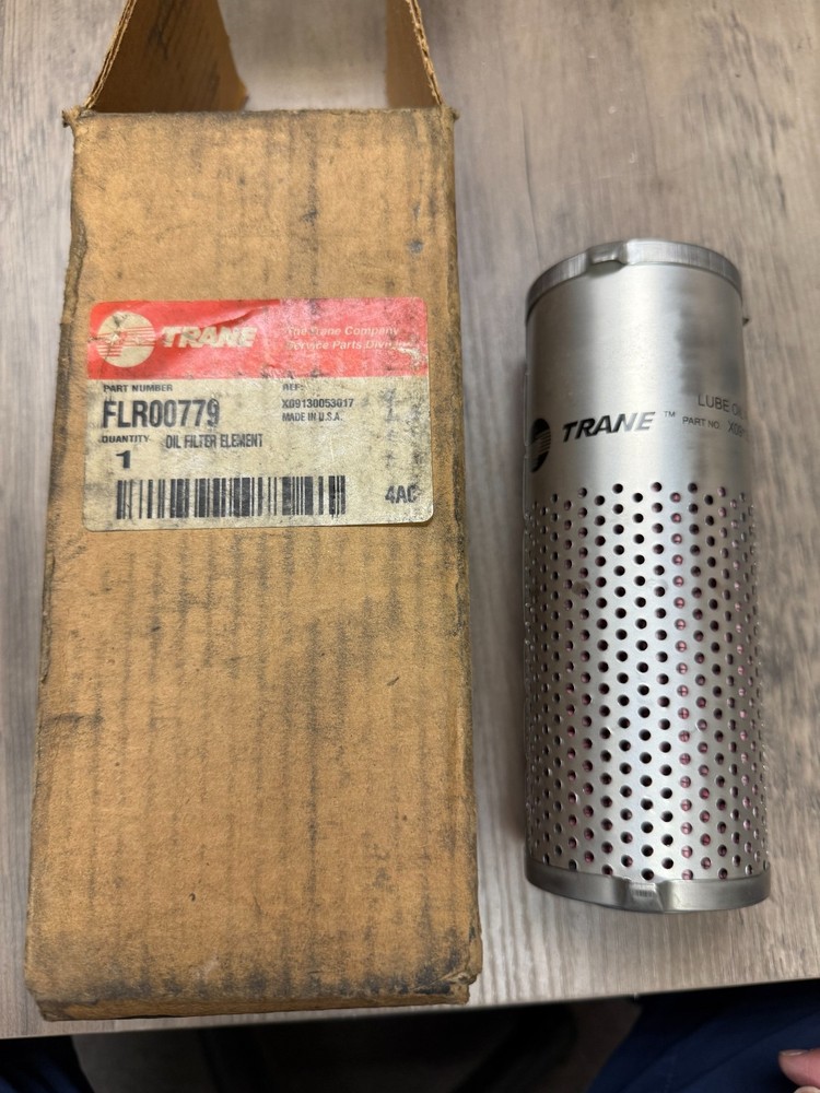 TRANE OIL FILTER ELEMENT P/N: FLR00779