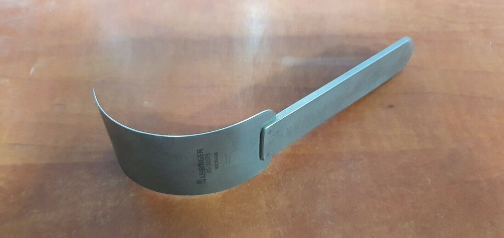 LEIBINGER Retractor 41-34578 WICKHAM STINLESS B2