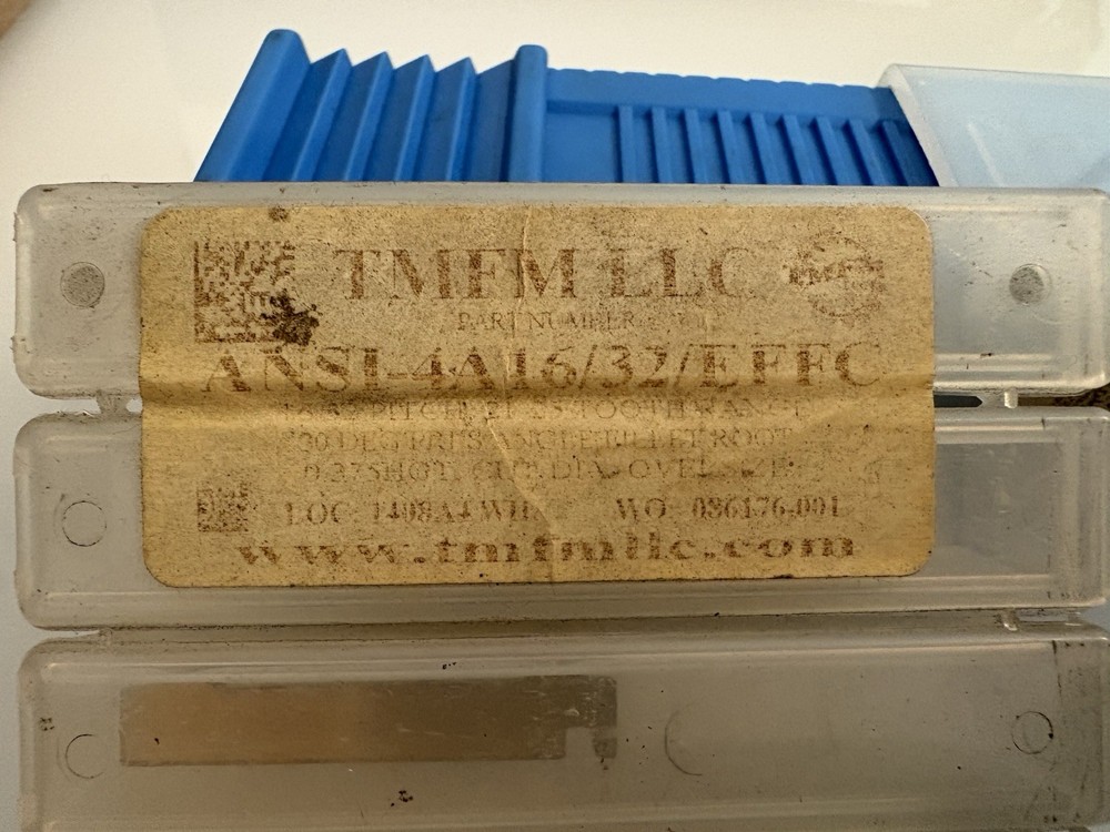 Advent 138-TA-01-F4 Multi-Flute Replaceable Thread Mill. - With Extra Inserts